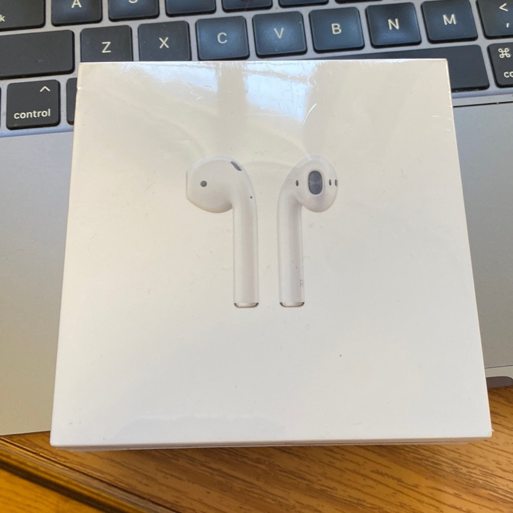 COPY - Apple AirPods gen 2